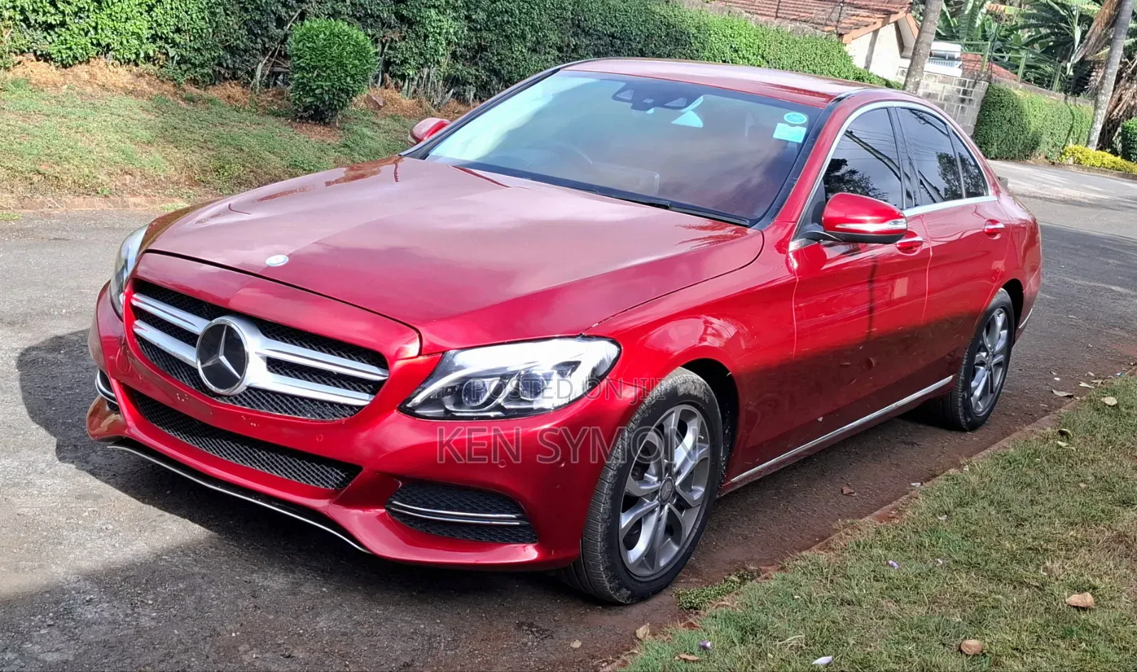 Mercedes-Benz C200 2014 Red