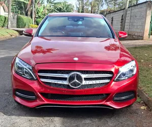 Mercedes-Benz C200 2014 Red
