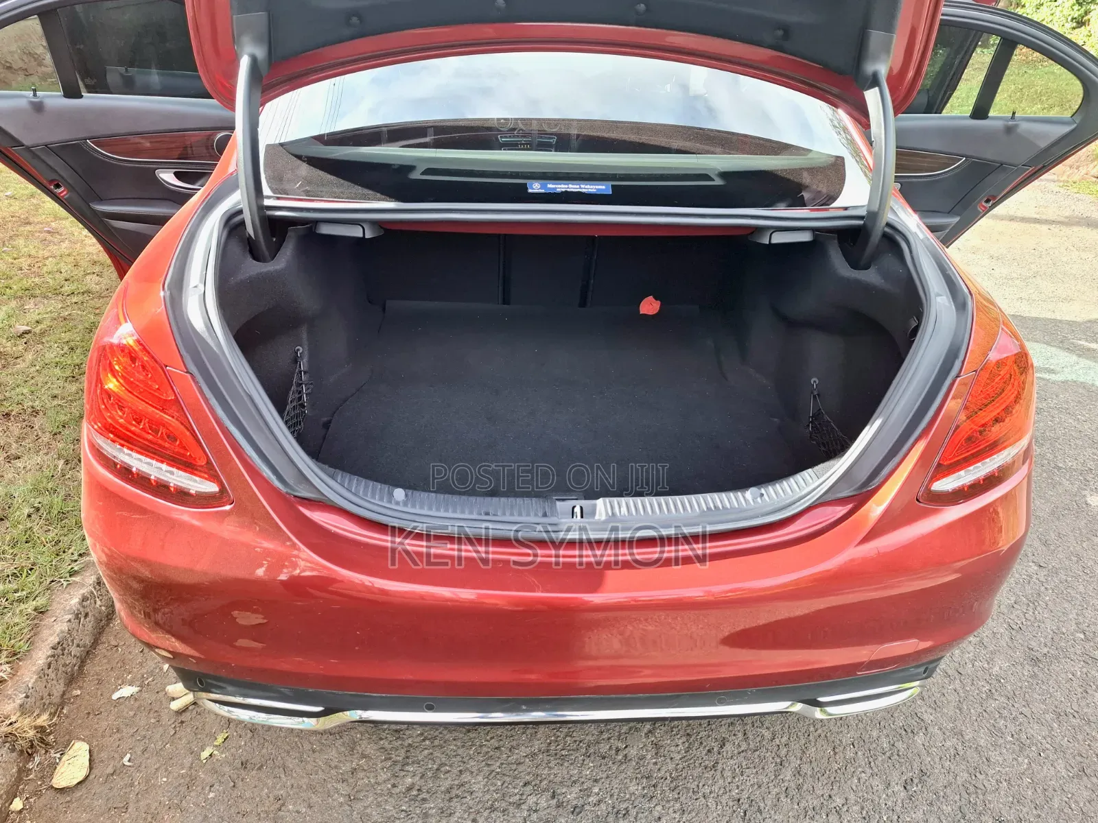 Mercedes-Benz C200 2014 Red