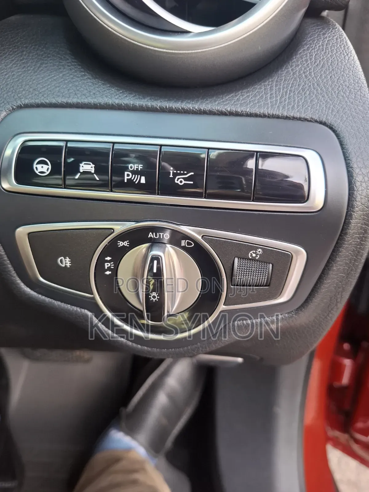 Mercedes-Benz C200 2014 Red