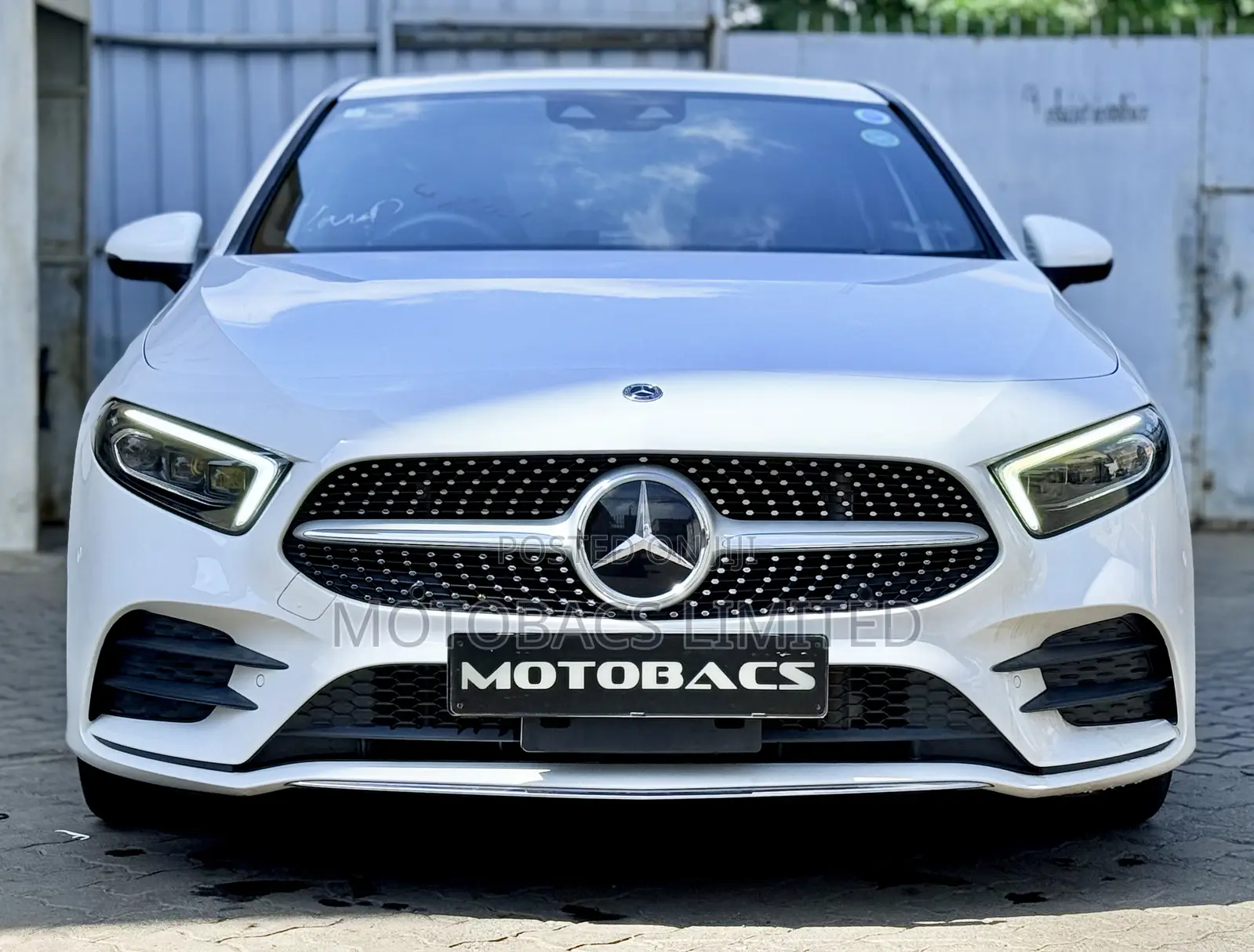 Mercedes-Benz A-Class 2019 Pearl