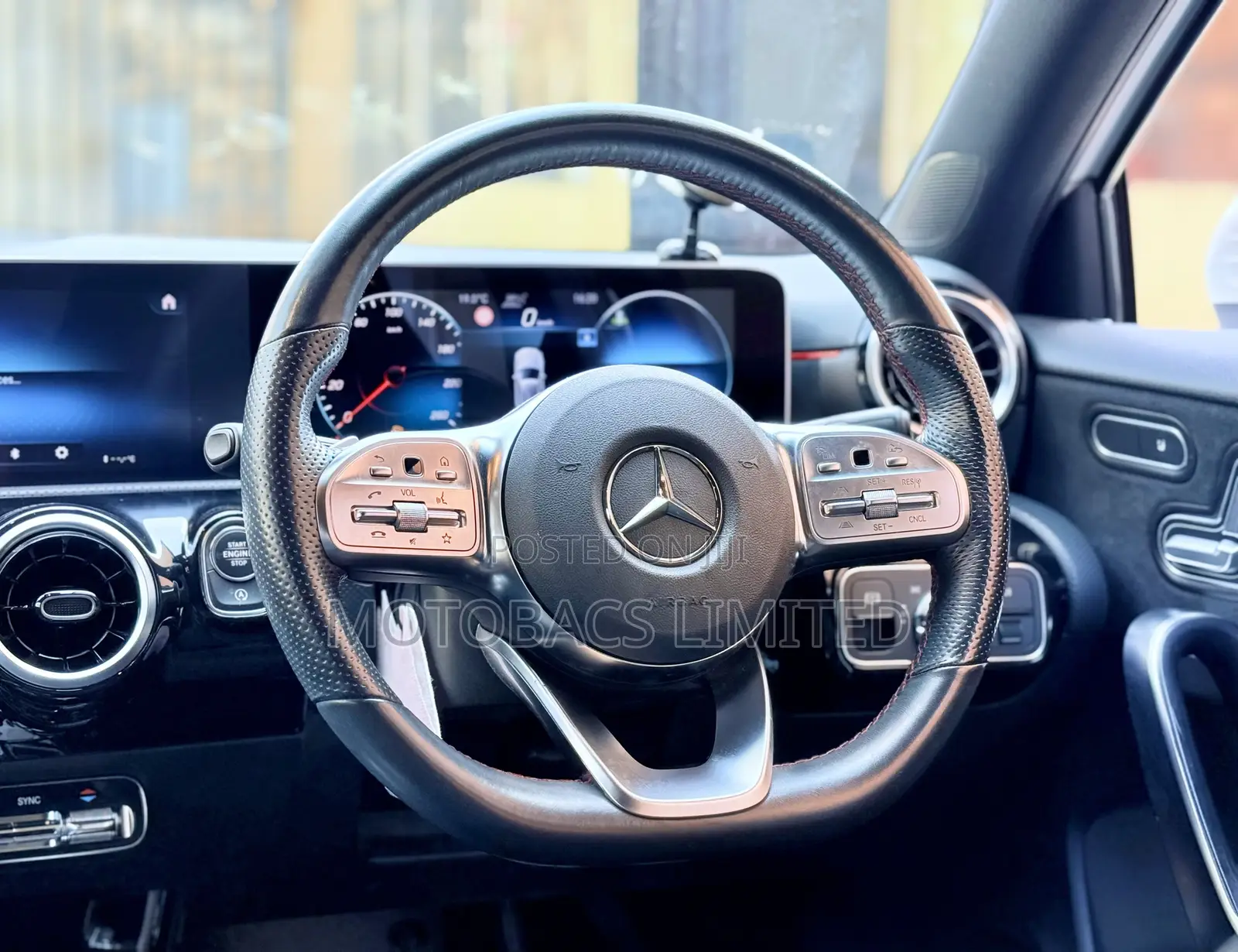 Mercedes-Benz A-Class 2019 Pearl