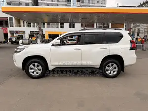 Toyota Land Cruiser Prado 2.7 2018 White