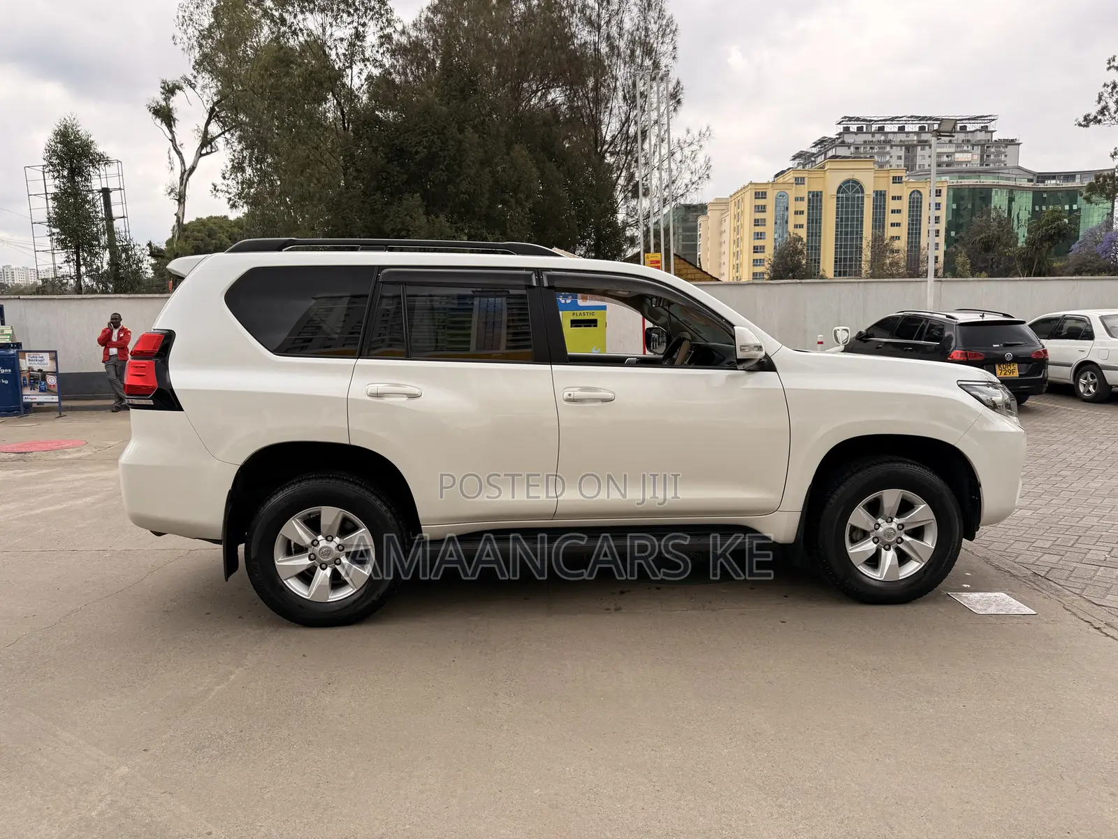 Toyota Land Cruiser Prado 2.7 2018 White
