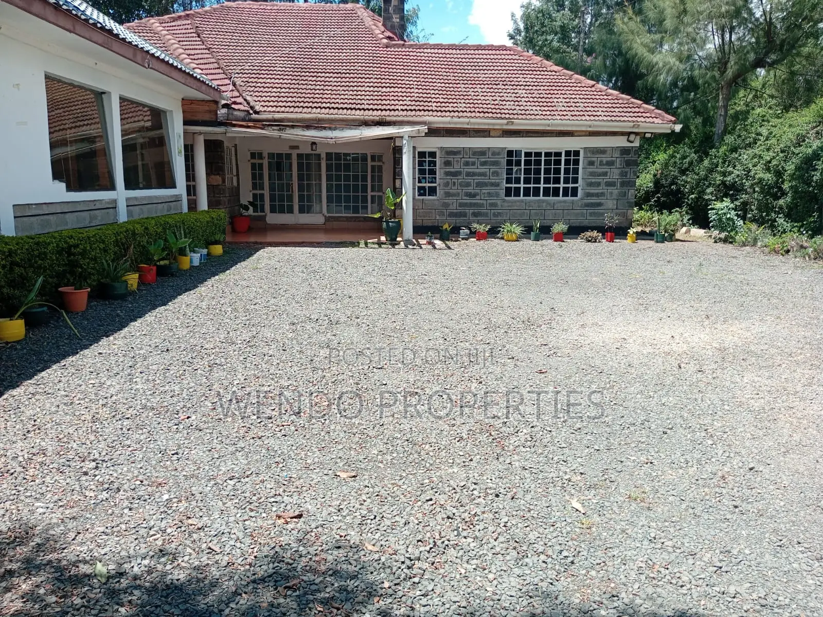 5bdrm House in Barnabas for sale