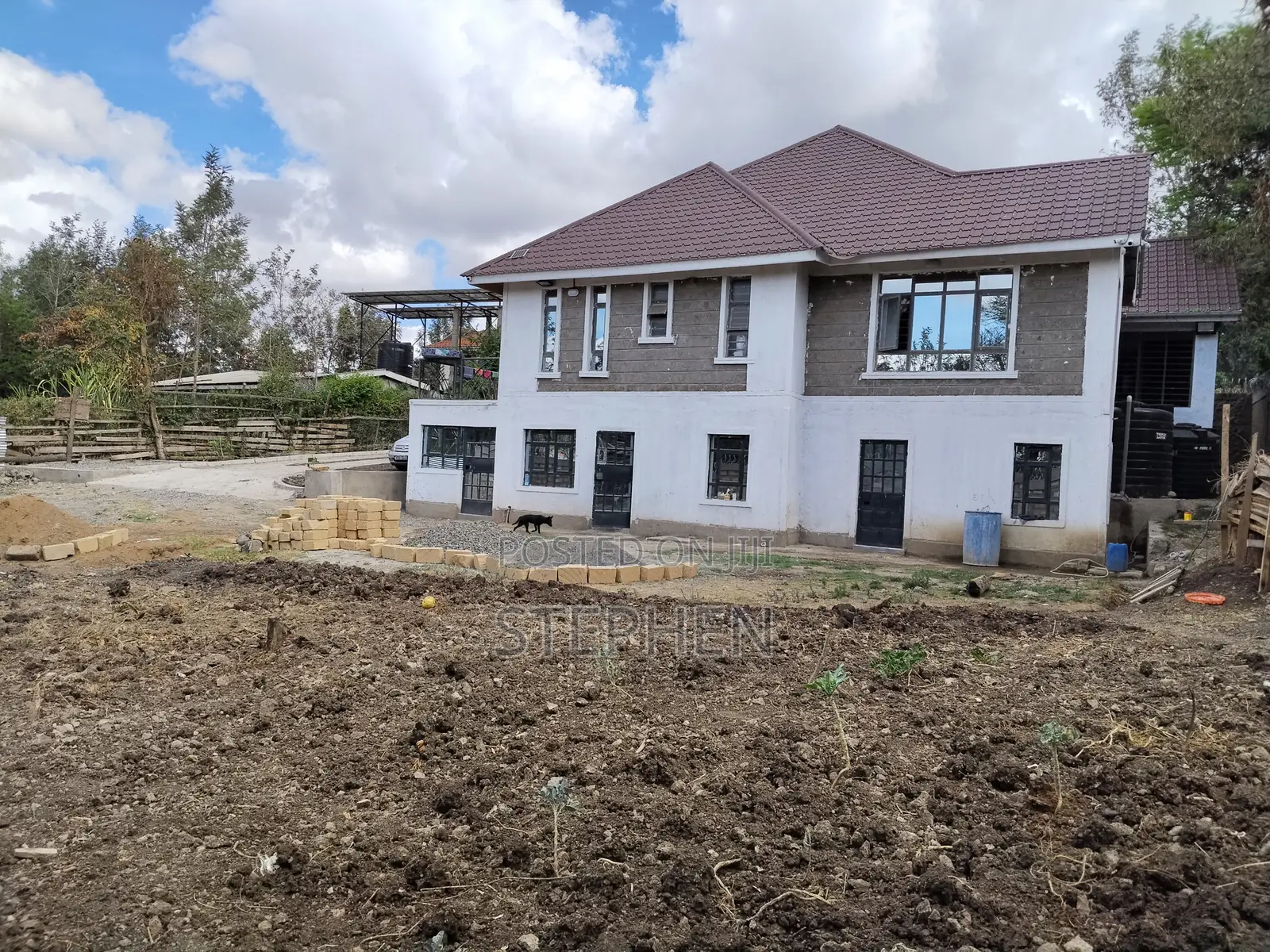 4bdrm House in Rimpa for sale