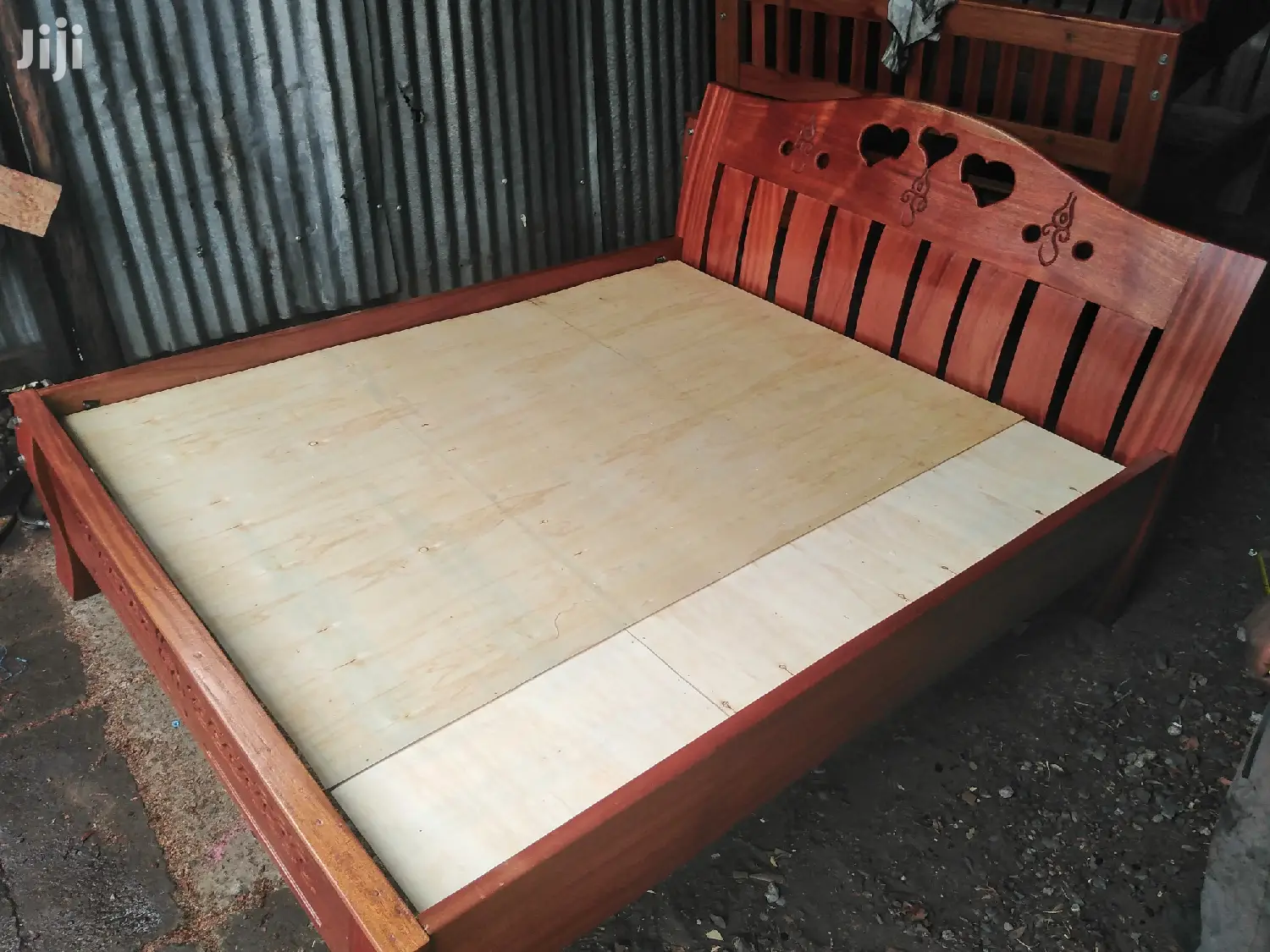 Mahogany Beds 5 *6
