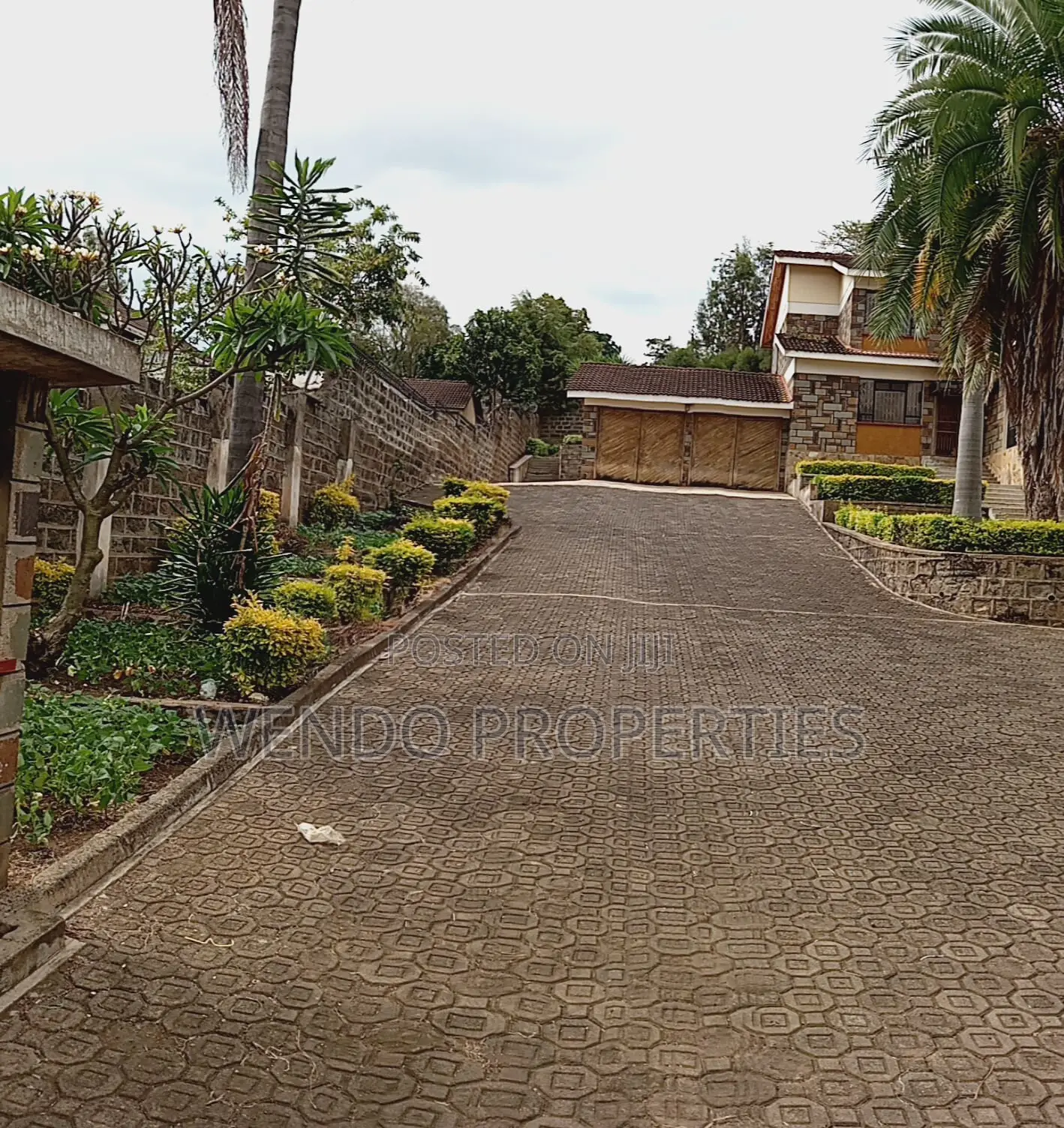 6bdrm Villa in Milimani Estate for sale