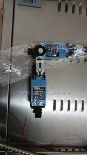Limit Switch ME-8104