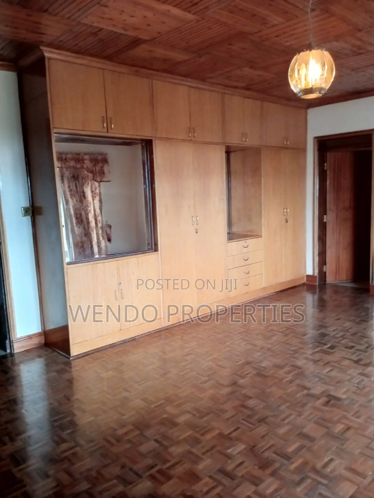 6bdrm Villa in Milimani Estate for sale