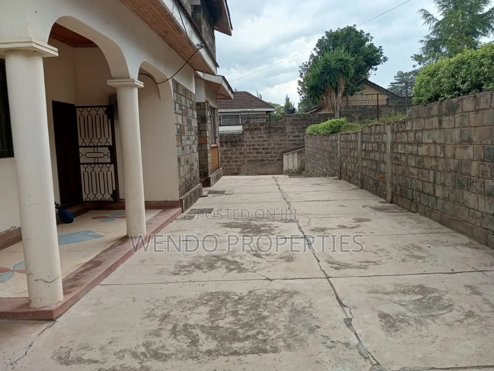 6bdrm Villa in Milimani Estate for sale