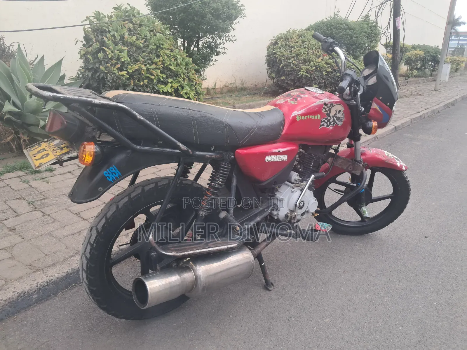 Bajaj Boxer 2022 Red