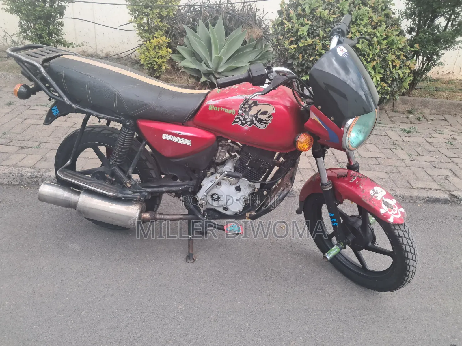 Bajaj Boxer 2022 Red