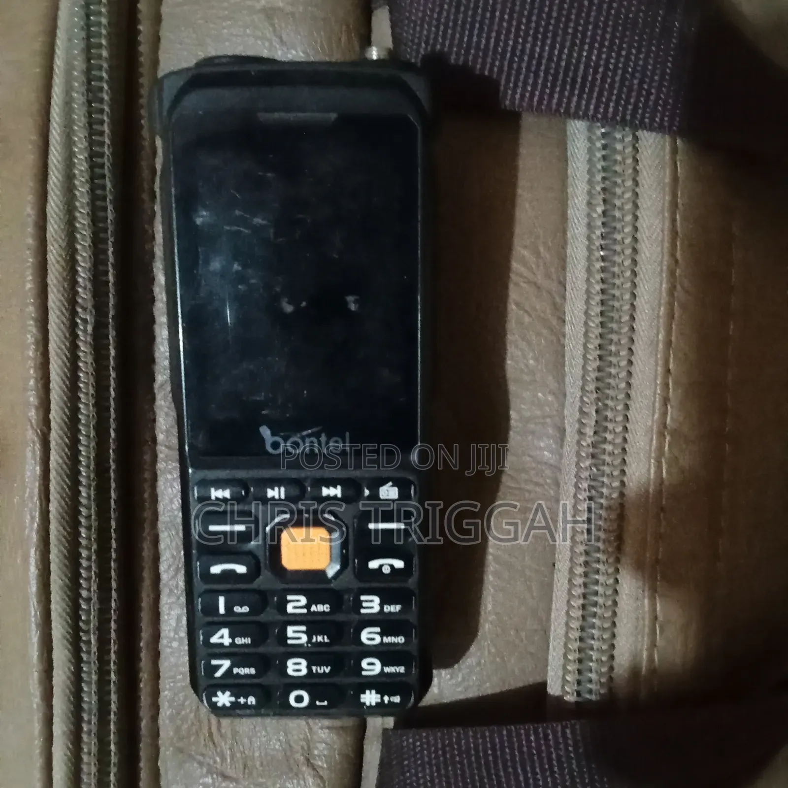 Bontel Explorer 600 Black