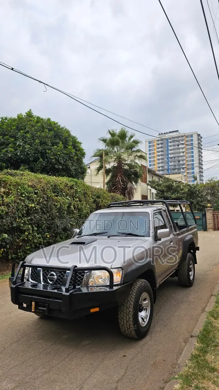 Nissan Patrol 2016 Silver