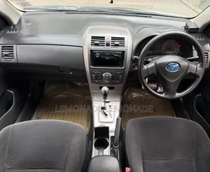 Toyota Corolla Fielder 1.5 Petrol FWD 2012 Pearl