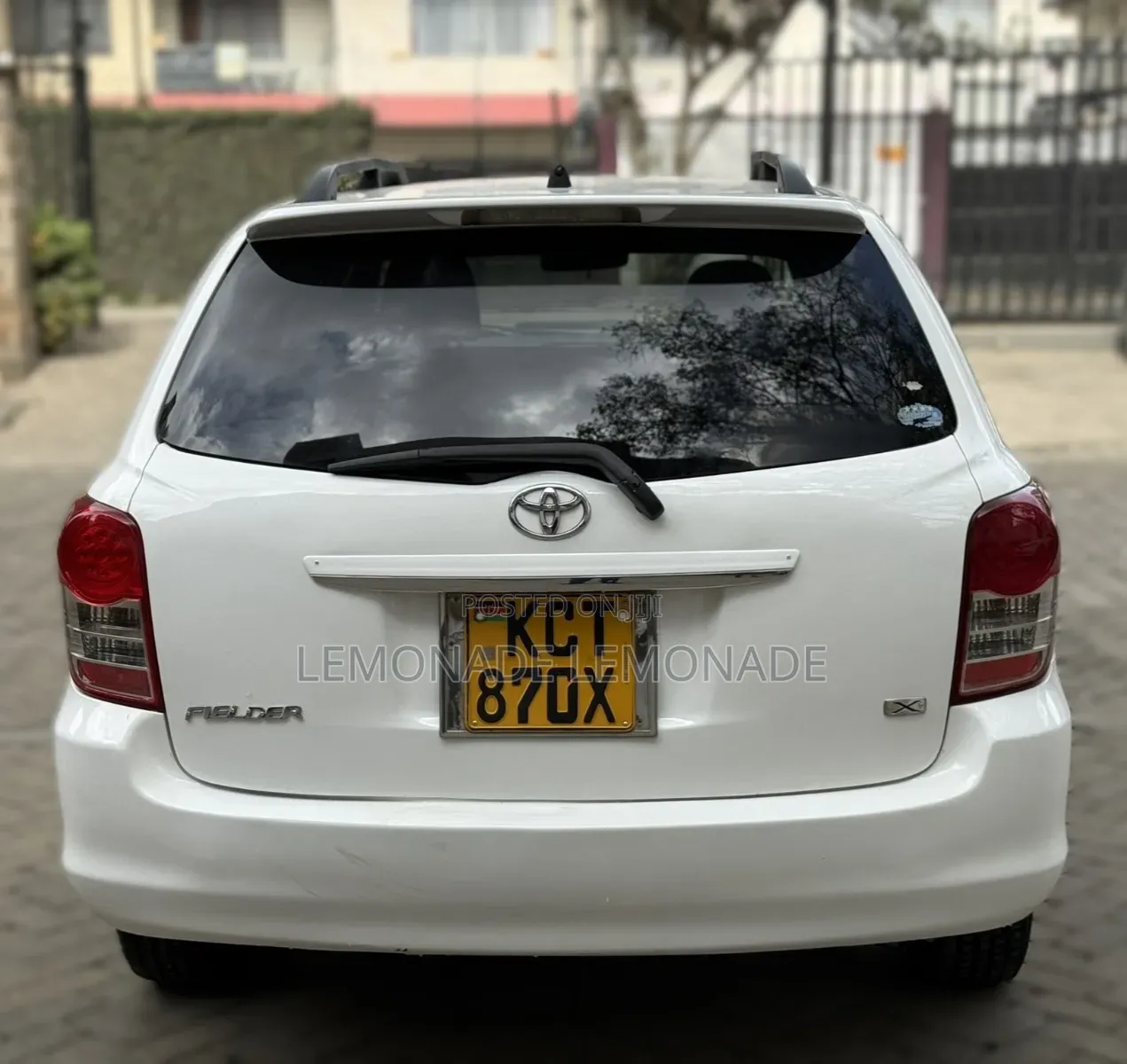 Toyota Corolla Fielder 1.5 Petrol FWD 2012 Pearl