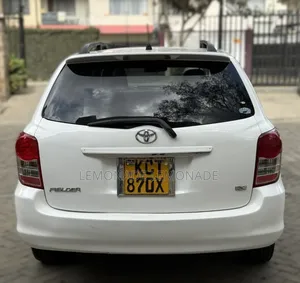 Toyota Corolla Fielder 1.5 Petrol FWD 2012 Pearl