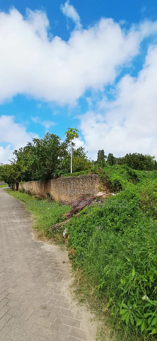 For Sale Prime 1 Acre Land Links Rd Nyali