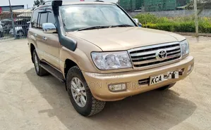 Toyota Land Cruiser 2000 Gold