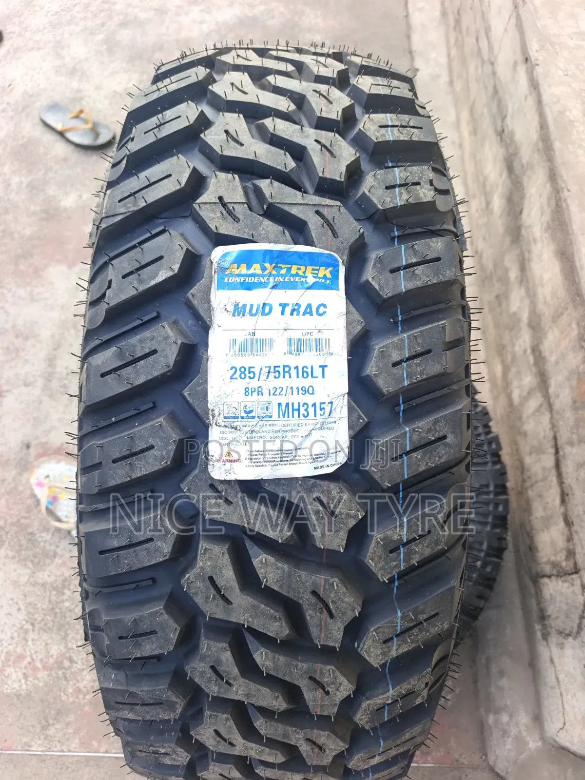 285/75r16 Maxtrek M/T