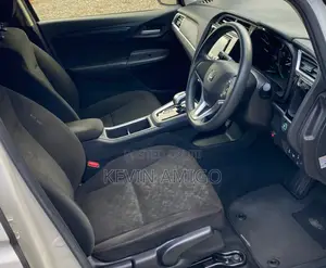 Honda Fit Shuttle 2019 White