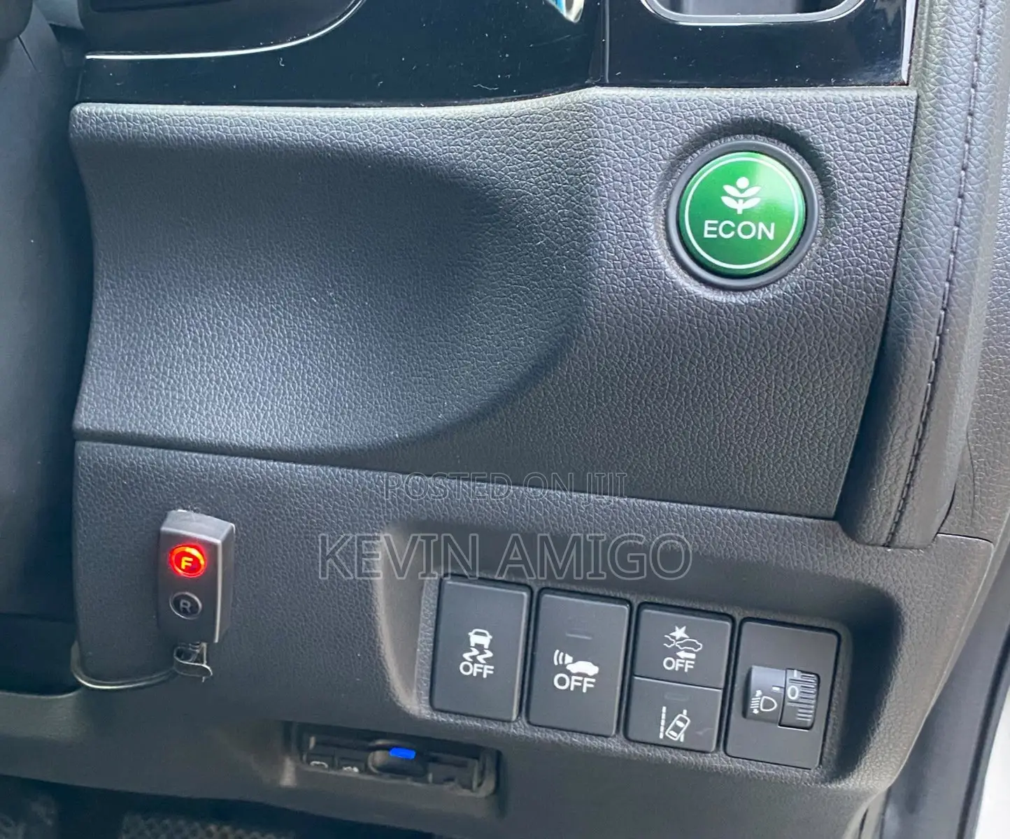 Honda Fit Shuttle 2019 White