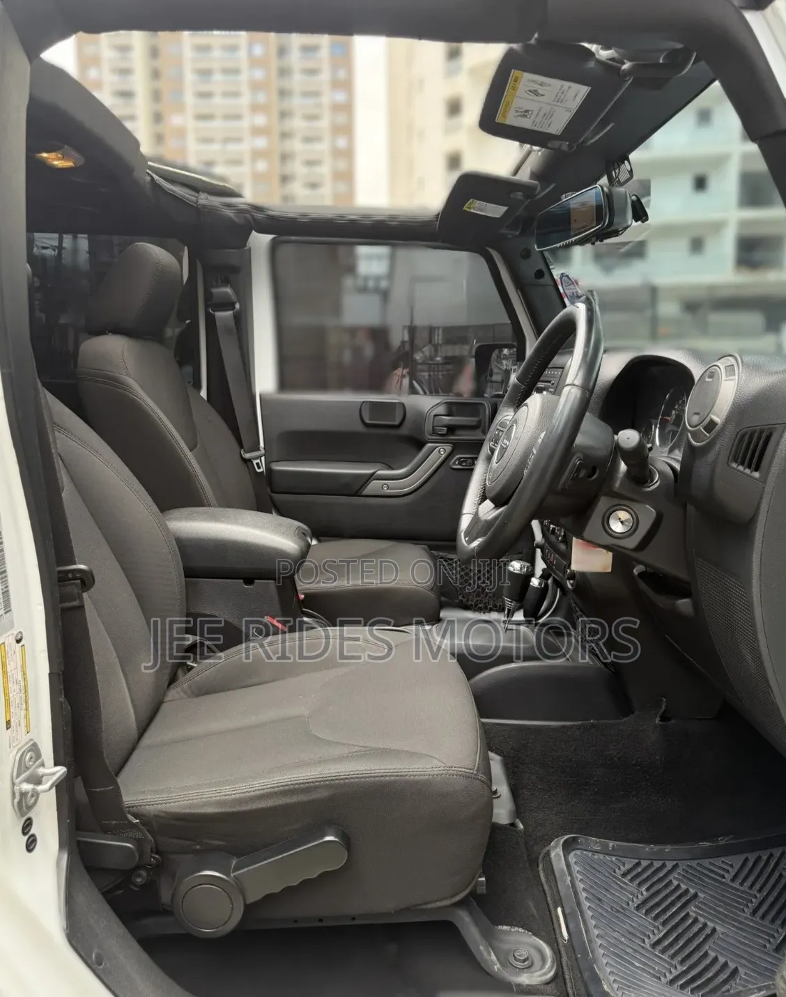 Jeep Wrangler 2016 Off white
