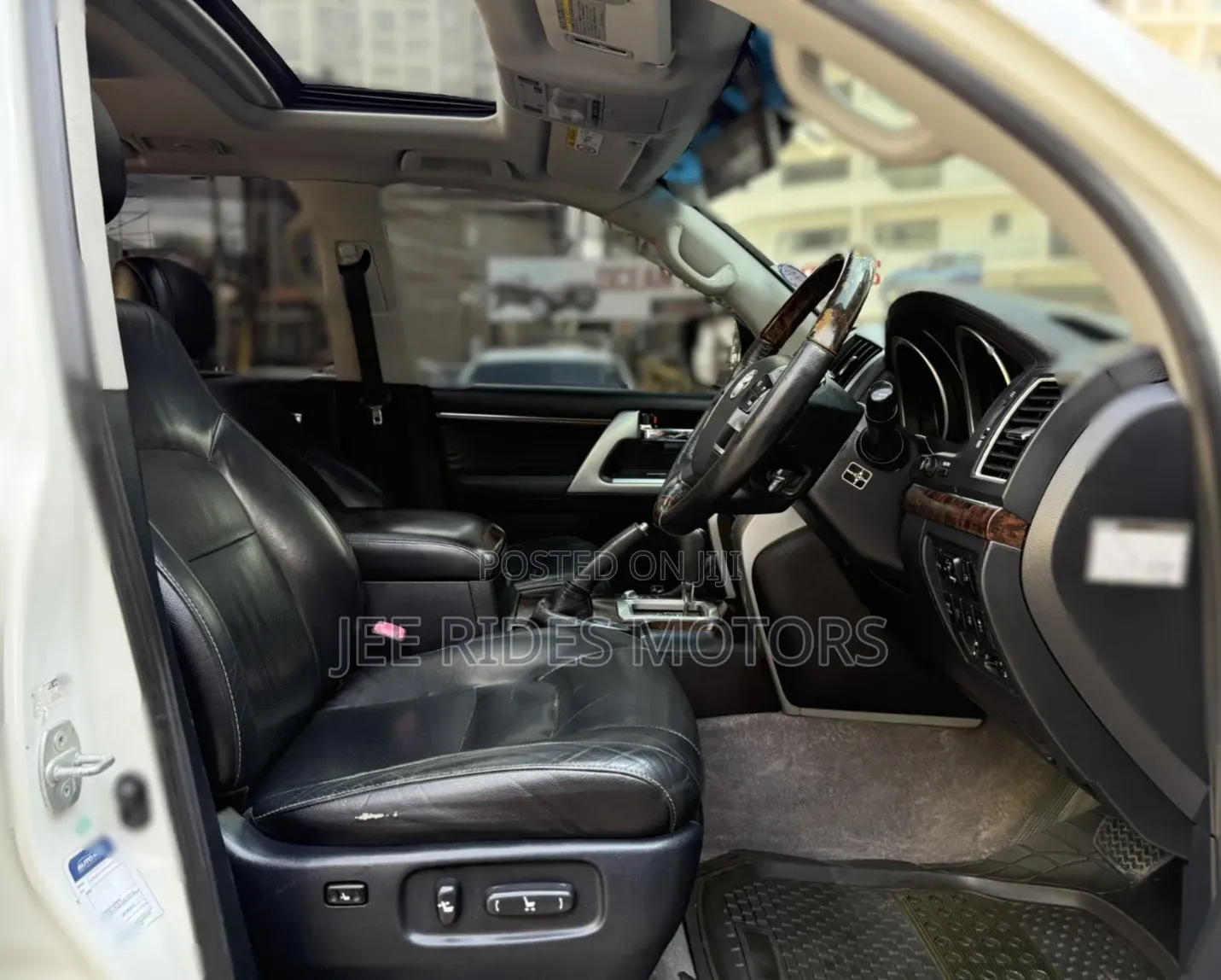 Toyota Land Cruiser 2015 Pearl