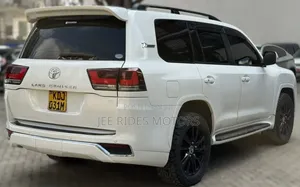 Toyota Land Cruiser 2015 Pearl