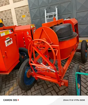 Heavy Duty Indian Concrete Mixer.