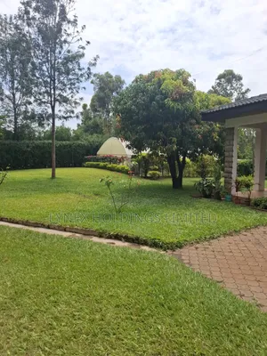 6bdrm Mansion in Hardy for sale