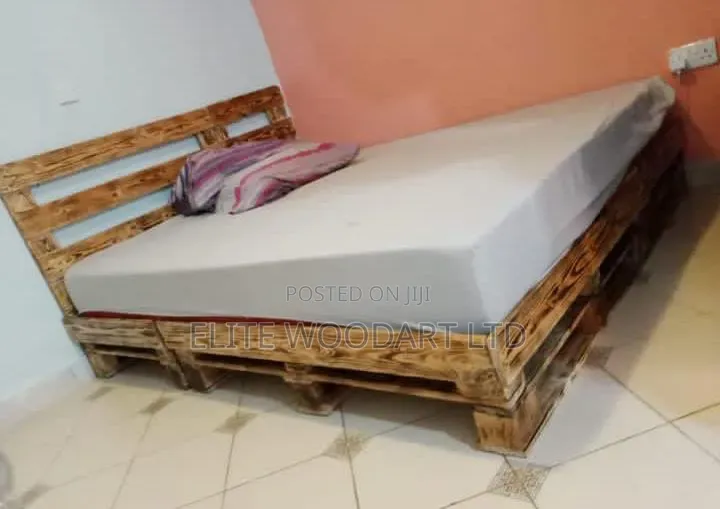 Wooden Pallet Bed