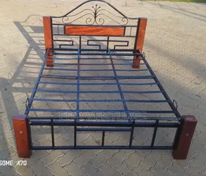 Metal Frame Bed (5 by 6)