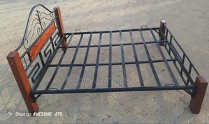 Metal Frame Bed (5 by 6)