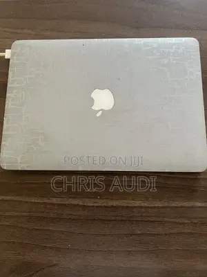 Laptop Apple MacBook Pro 8GB Intel Core i5 HDD+SSD 128GB