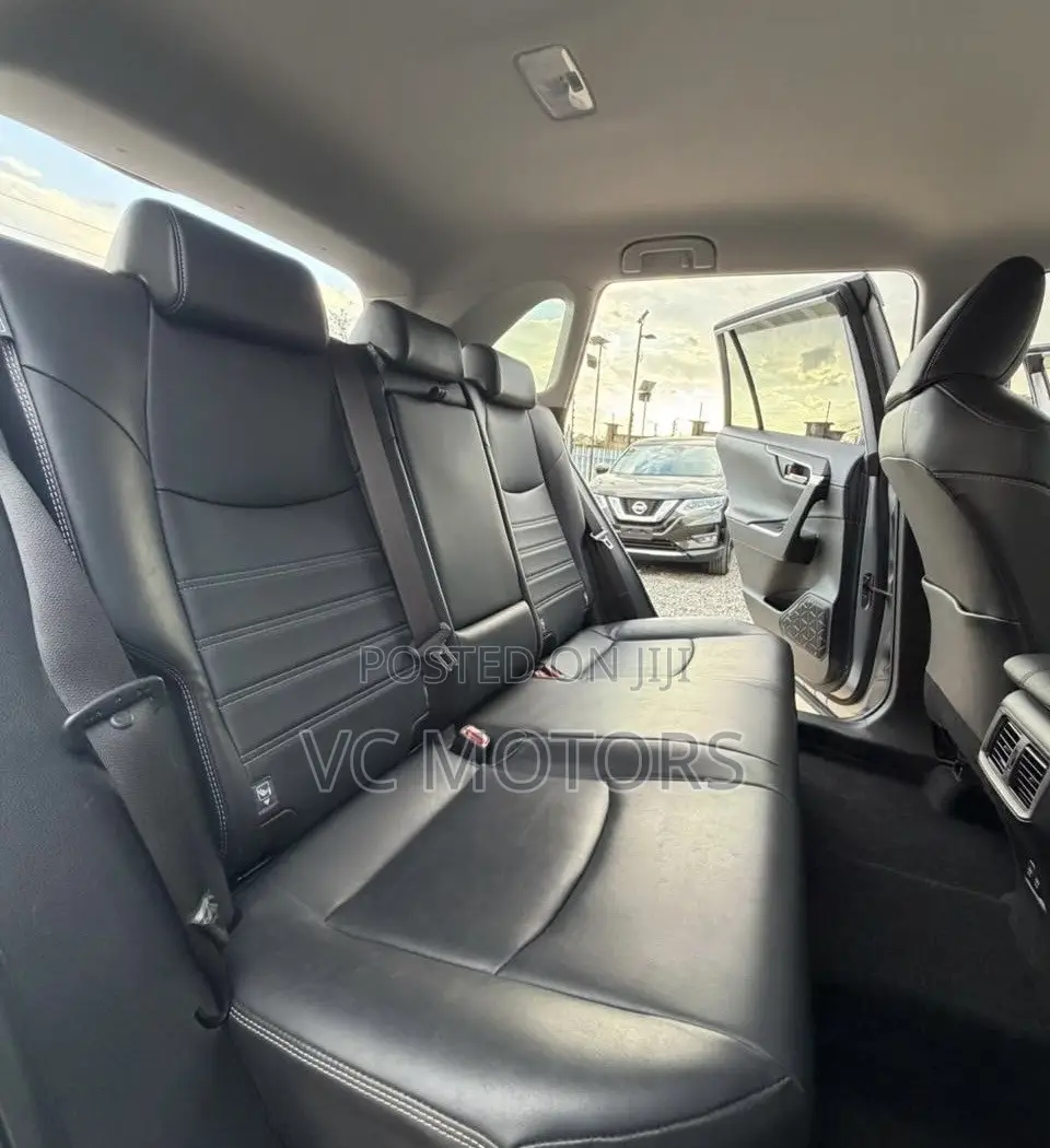 Toyota RAV4 Adventure 2019 Gray