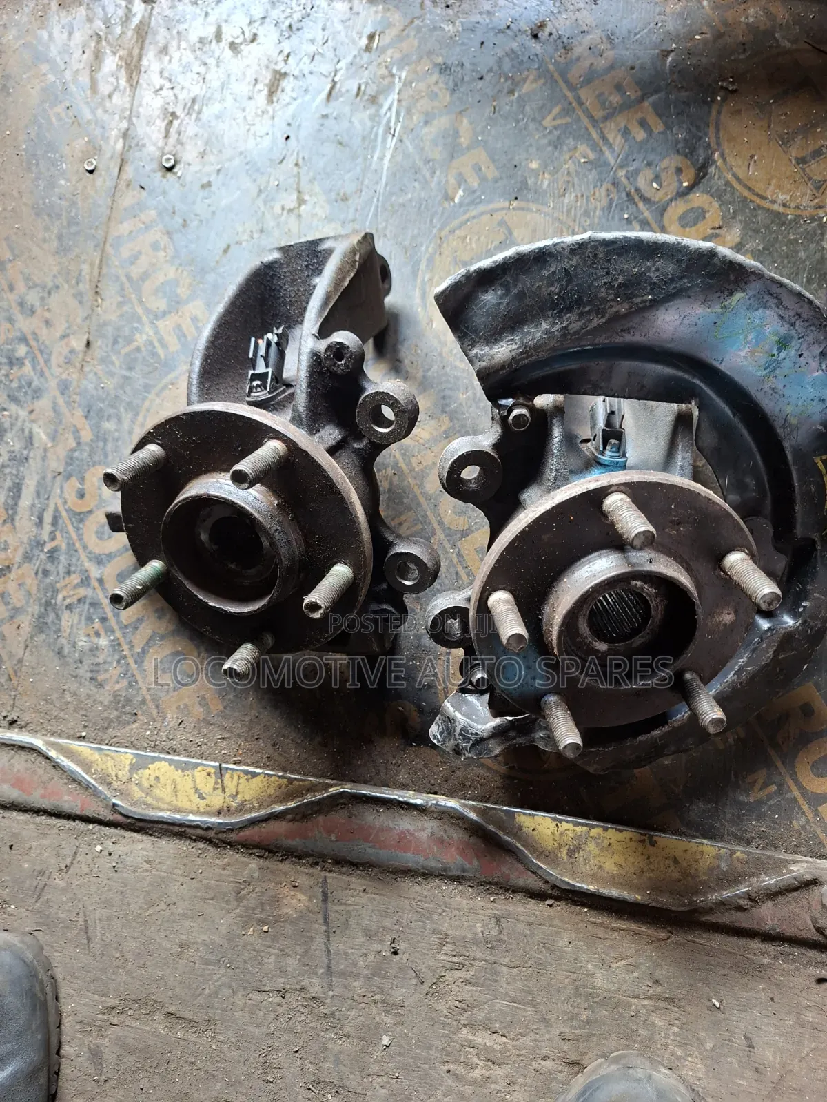 Front Hub Mazda Axela/Premacy