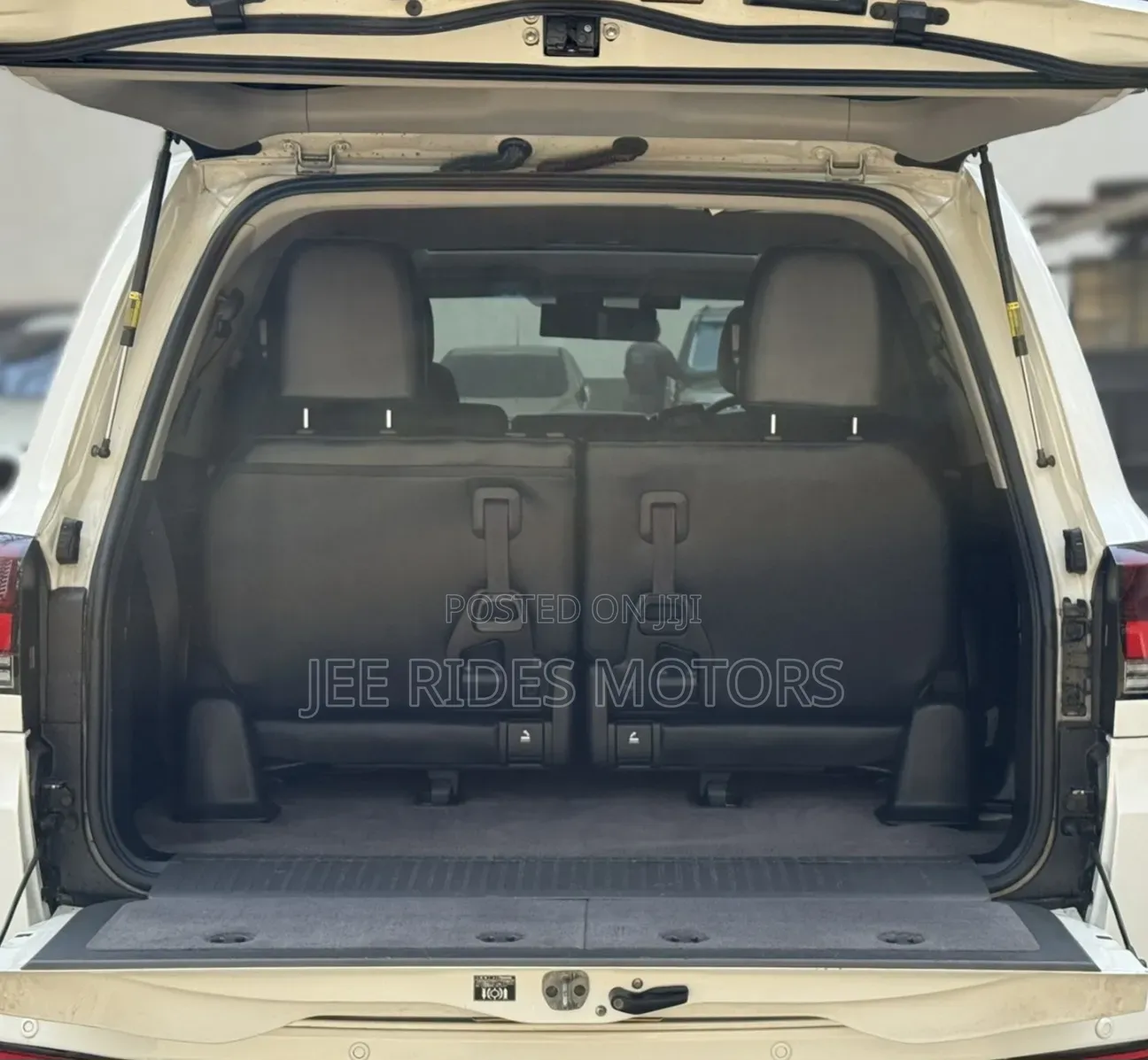 Toyota Land Cruiser 2015 Pearl