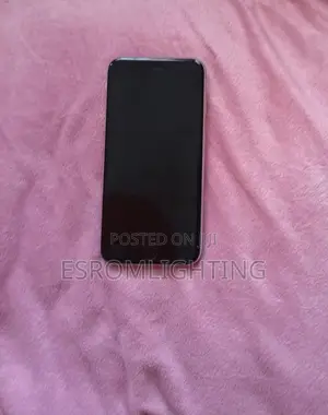 Apple iPhone 6s 32 GB Silver