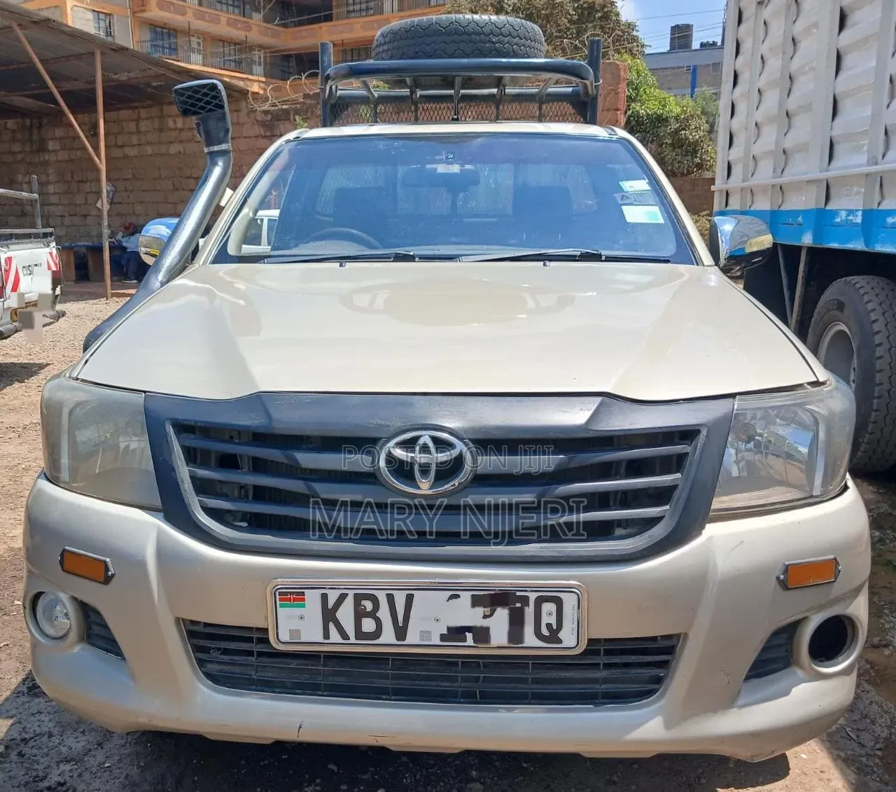 Toyota Hilux WORKMATE 2013 Gray