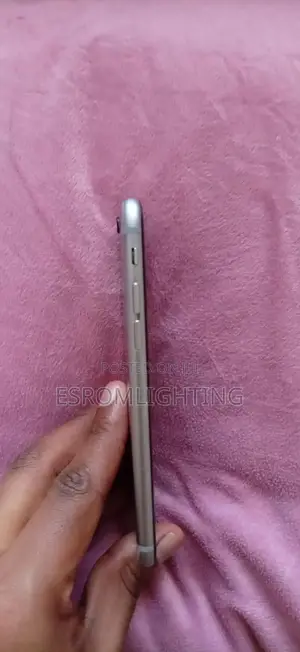 Apple iPhone 6s 32 GB Silver