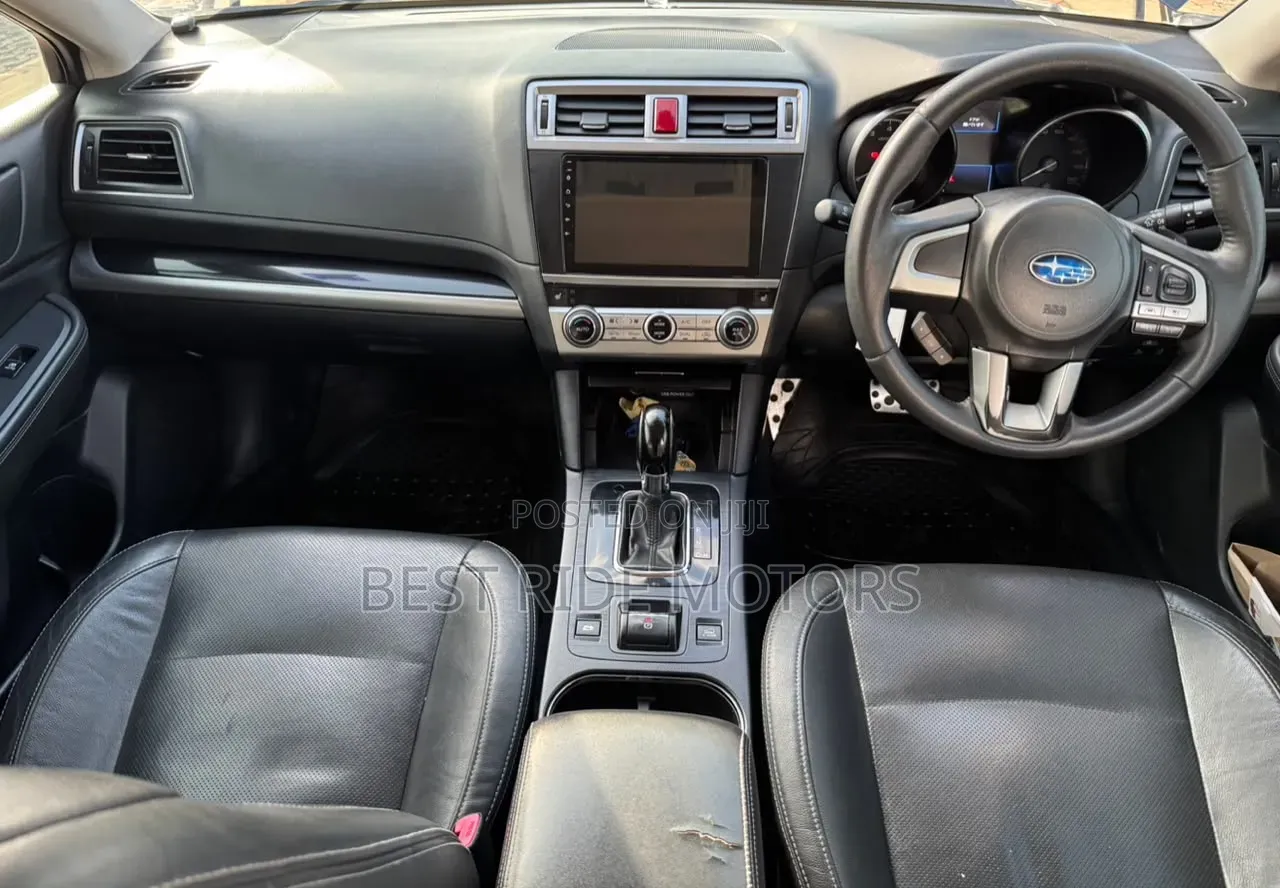 Subaru Outback 2015 Gray