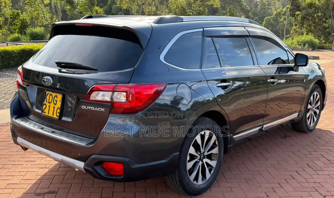 Subaru Outback 2015 Gray