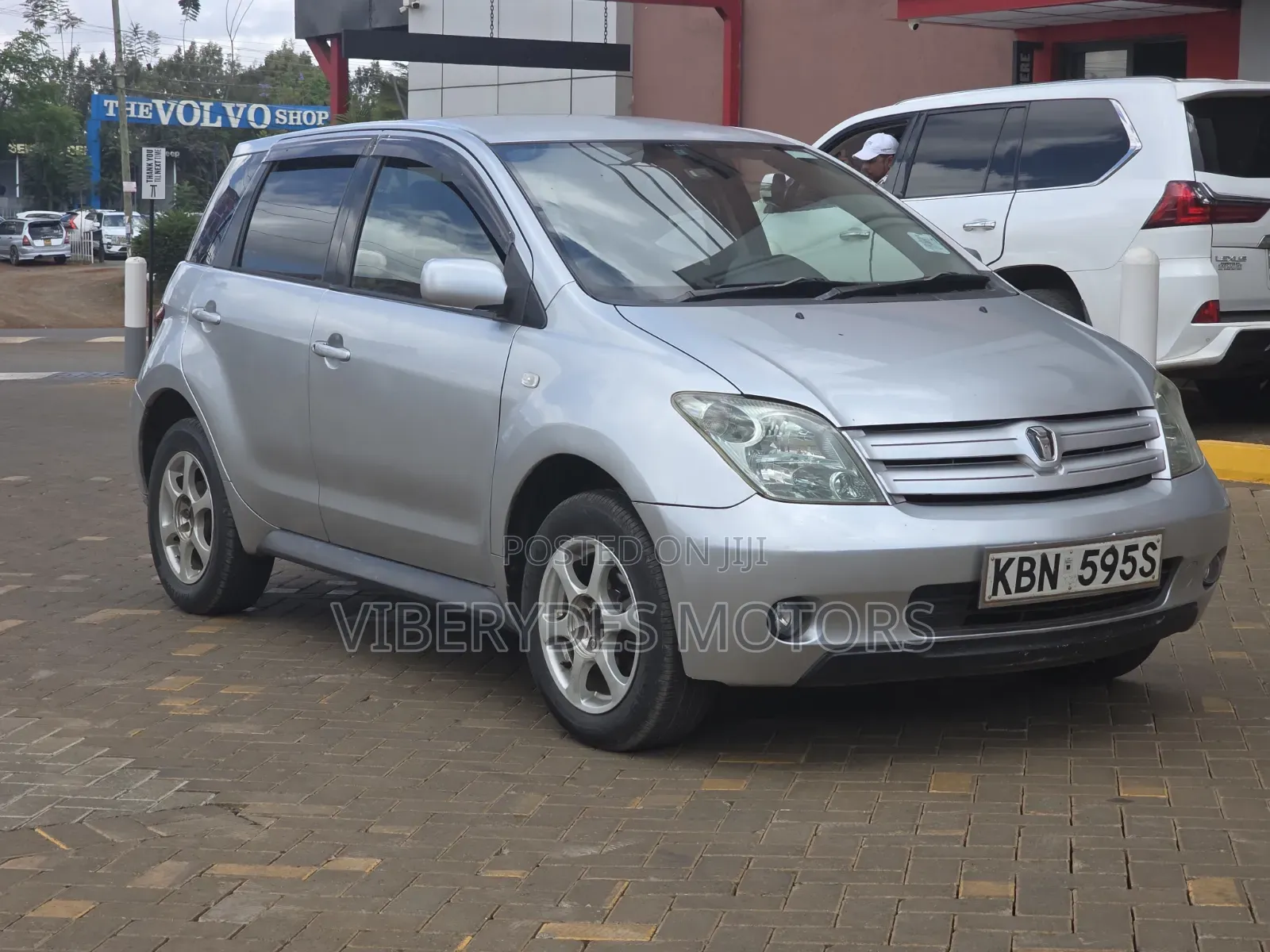 Toyota IST 2005 Silver