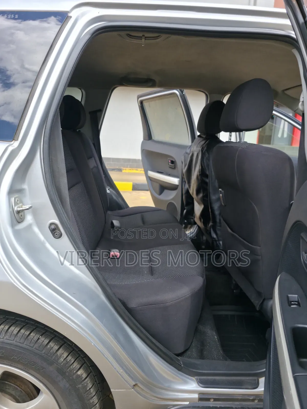 Toyota IST 2005 Silver