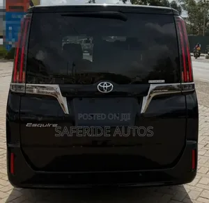 Toyota Esquire 2.0 FWD (7 seater) 2020 Black