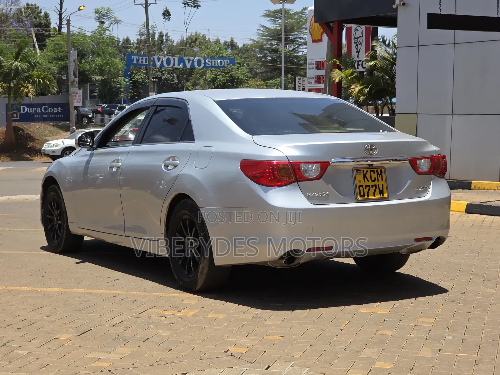 Toyota Mark X 2010 Silver