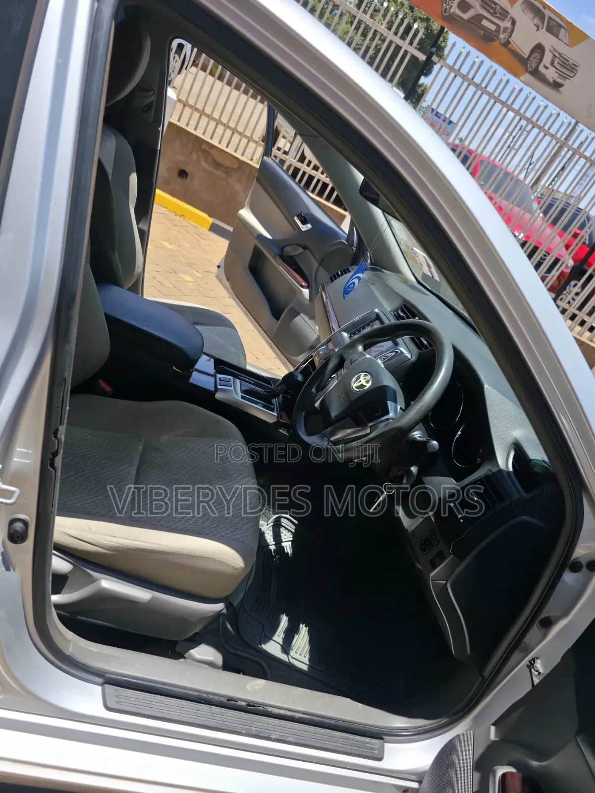 Toyota Mark X 2010 Silver
