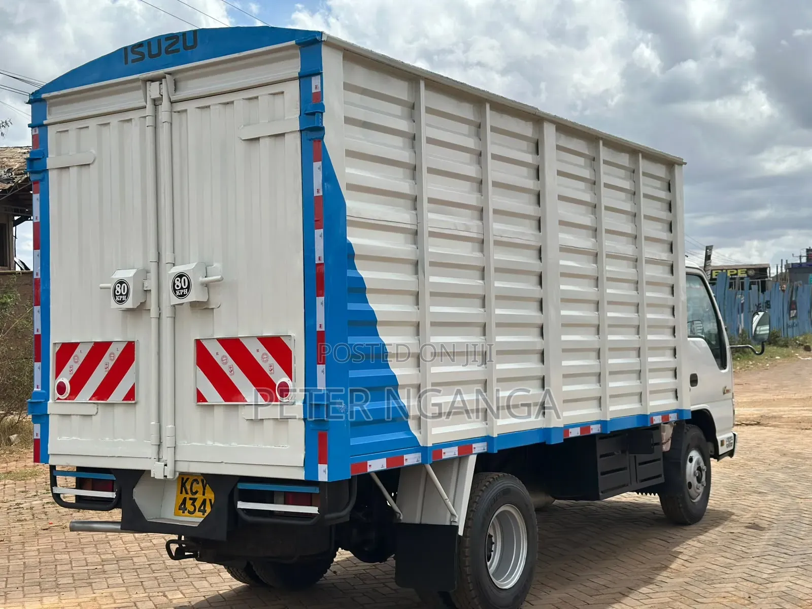 Isuzu NKR 2020 Model